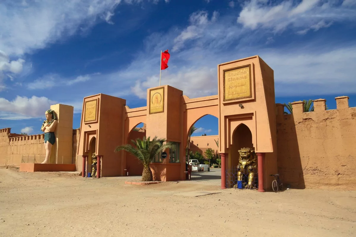 Entrada do Atlas Studios Ouarzazate, um estúdio de filmes muito famoso em Marrocos