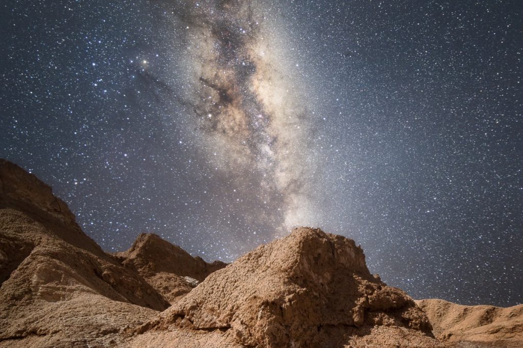 céu de estrelas no deserto do Atacama