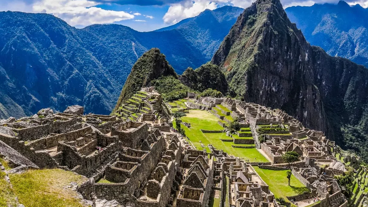 machu-picchu-peru-montanhas