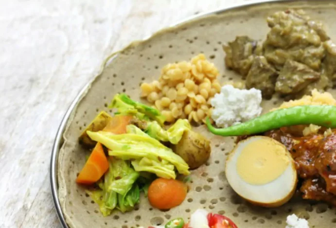 Imagem relacionada a: Gastronomia Etíope — Tudo Sobre a Comida Africana que Você Não Pode Deixar de Experimentar