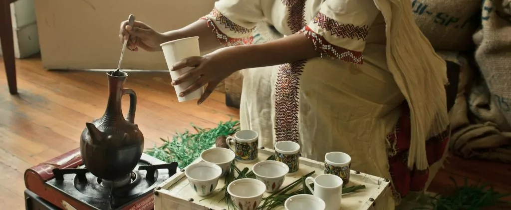 comida-africana-gastronomia-etiope-cerimonia-do-cafe