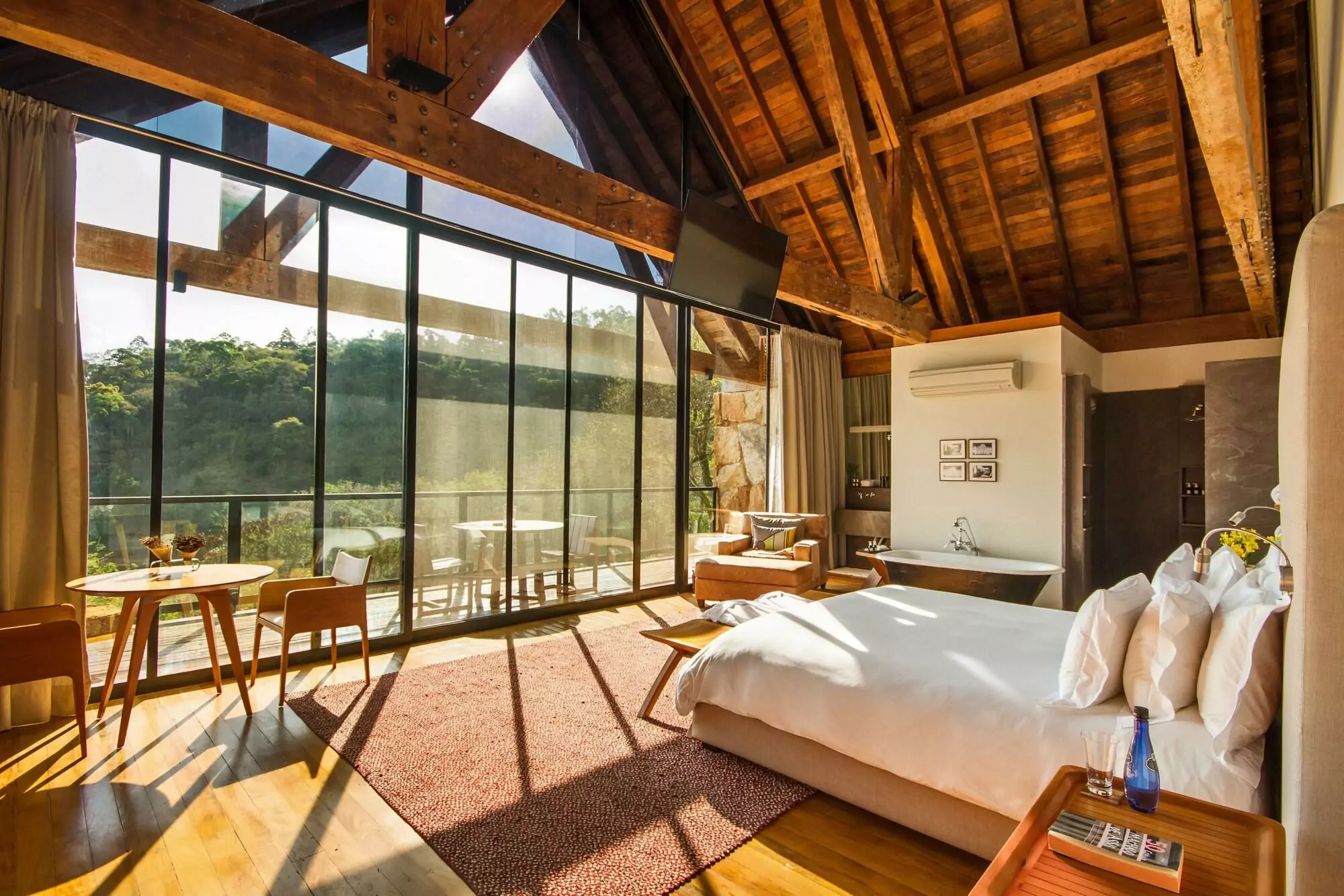 Staycation. Quarto do Six Senses Botanique.