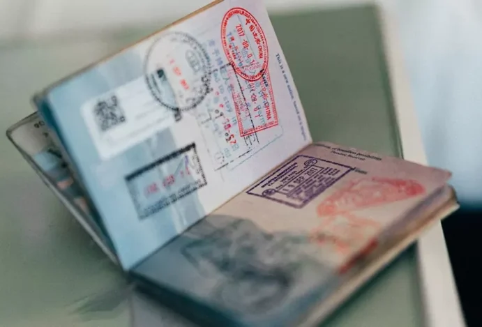 Países abertos para brasileiros: onde é possível viajar e quais as exigências?