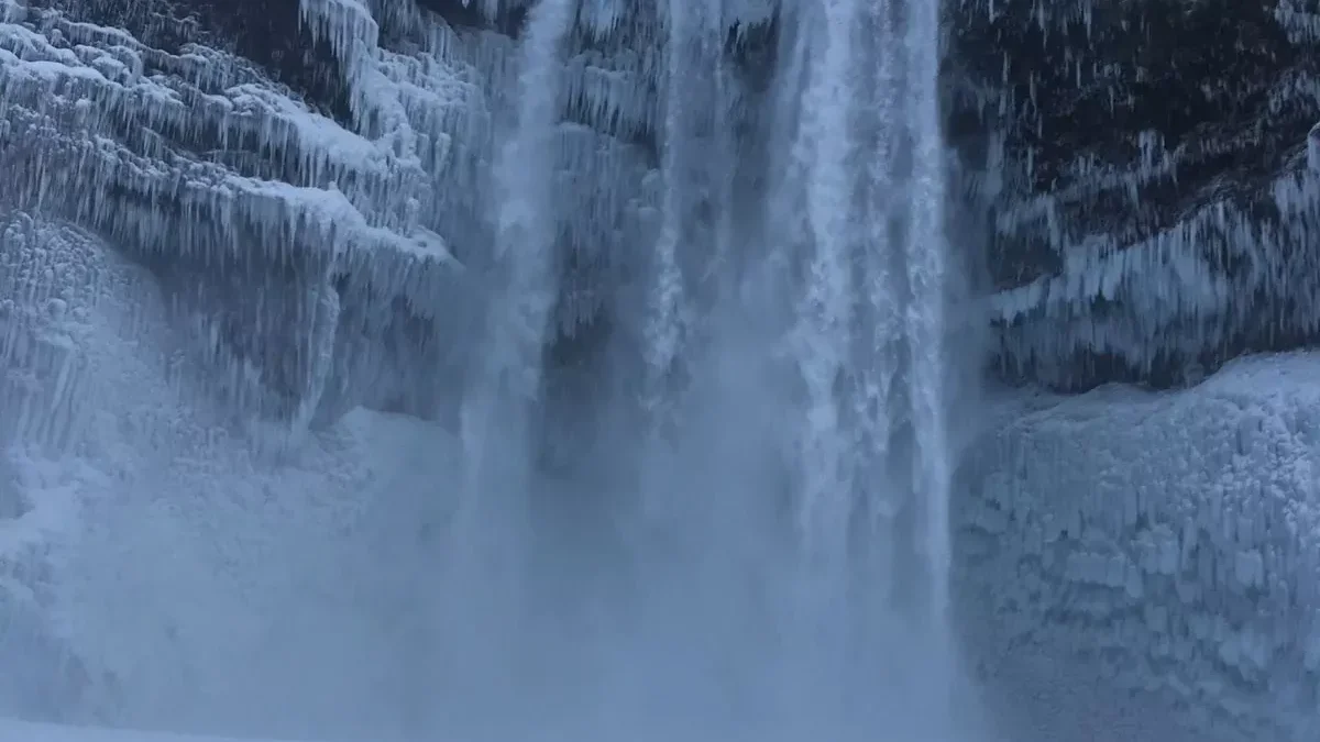 cachoeira-como-e-a-islandia (1)