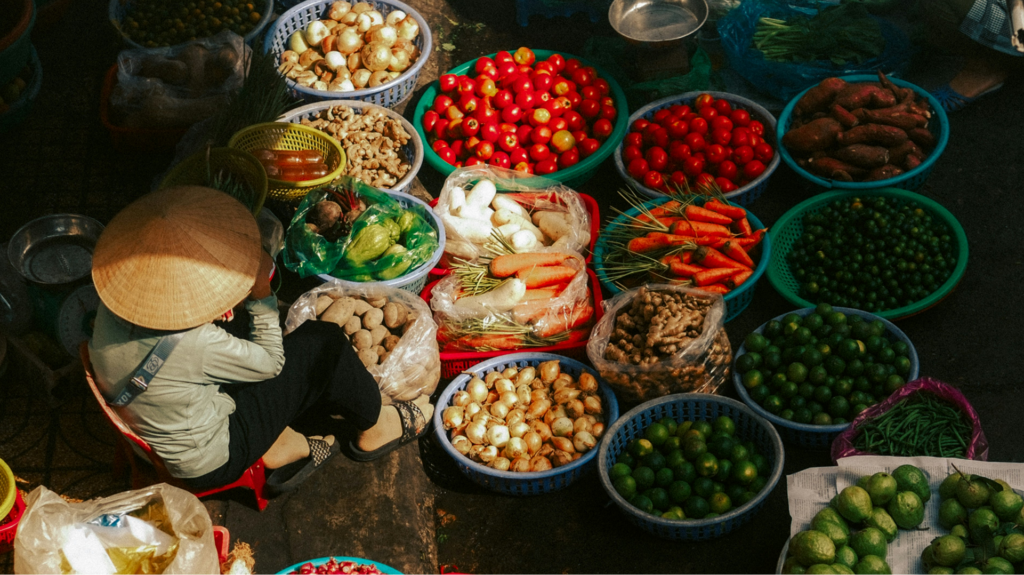Roteiro gastronômico no Sudeste Asiático: da comida de rua ao restaurante estrelado