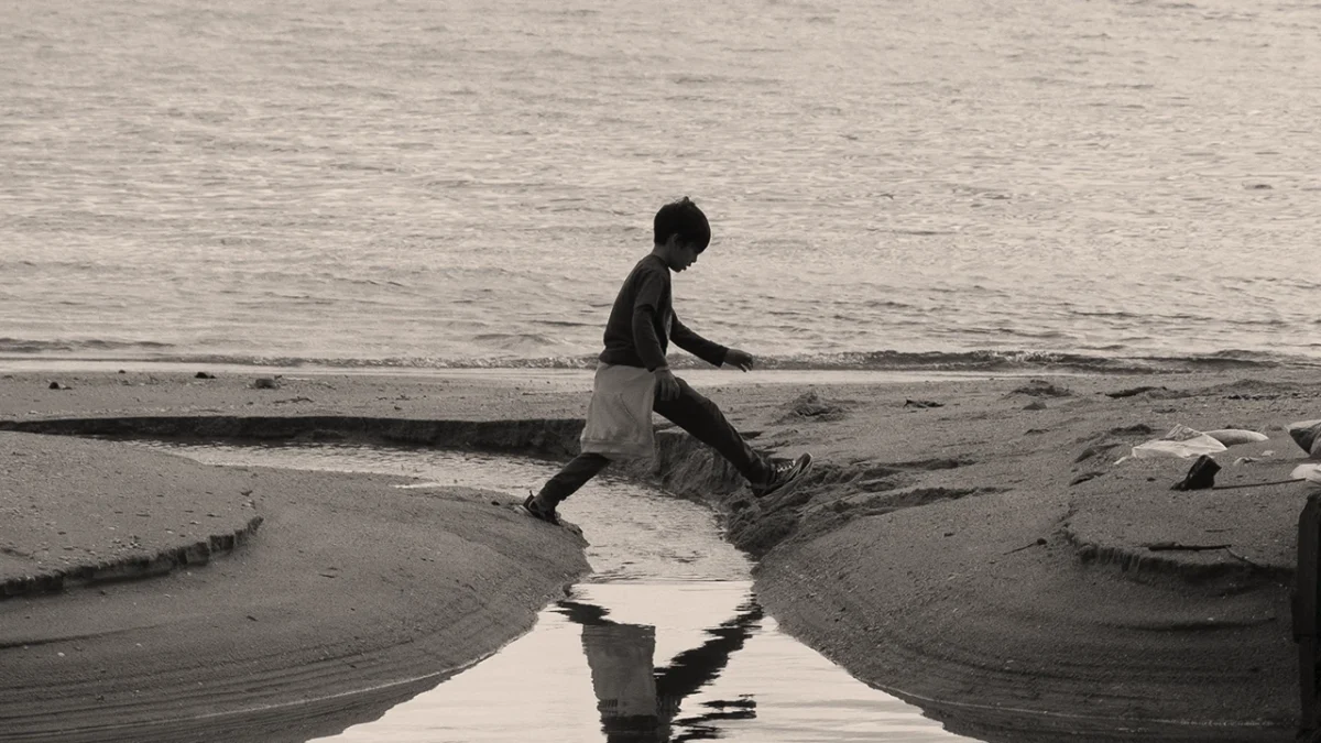 menino-mar-1