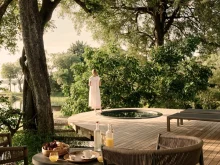 Ver mais: O Victoria Falls River Lodge transforma a visita às Cataratas Vitória em uma experiência completa, combinando safári, conforto sofisticado e imersão na natureza dentro do Parque Nacional do Zambeze.
