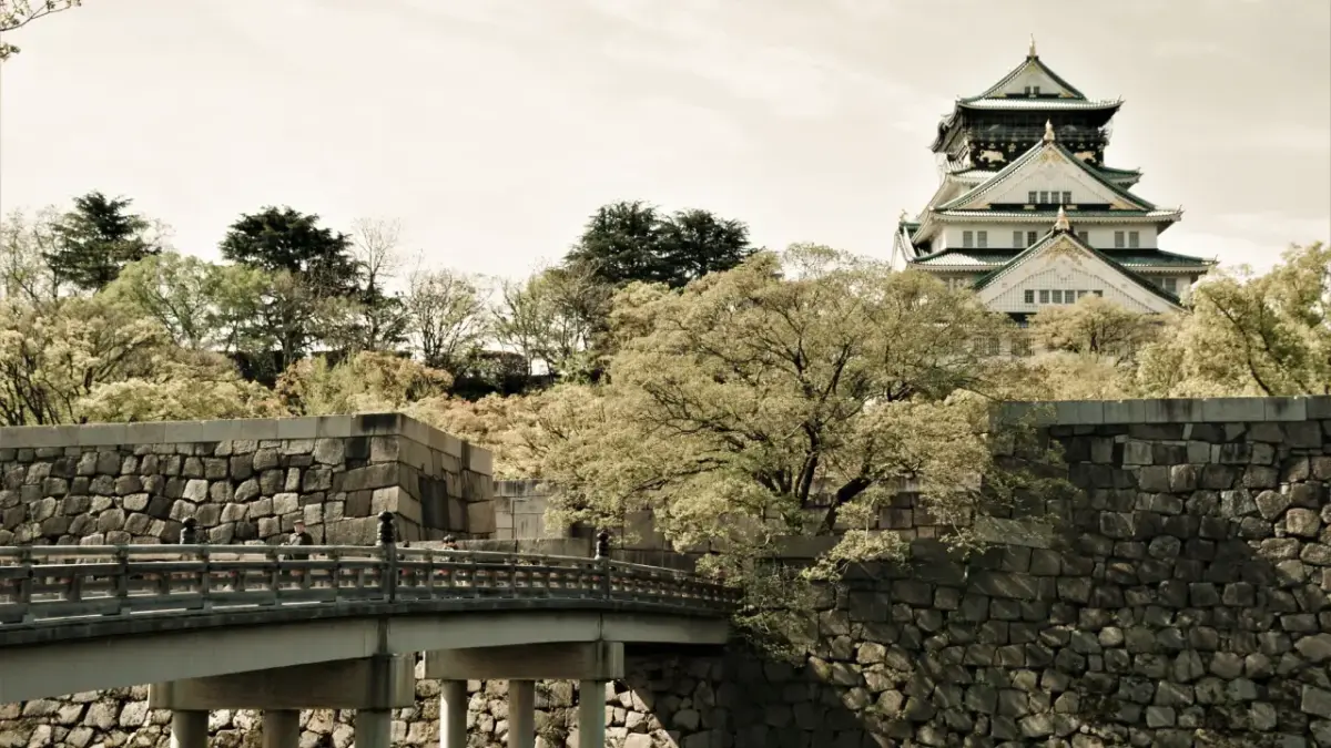 japao-osaka Imagem de uma paisagem em Osaka, no Japão.