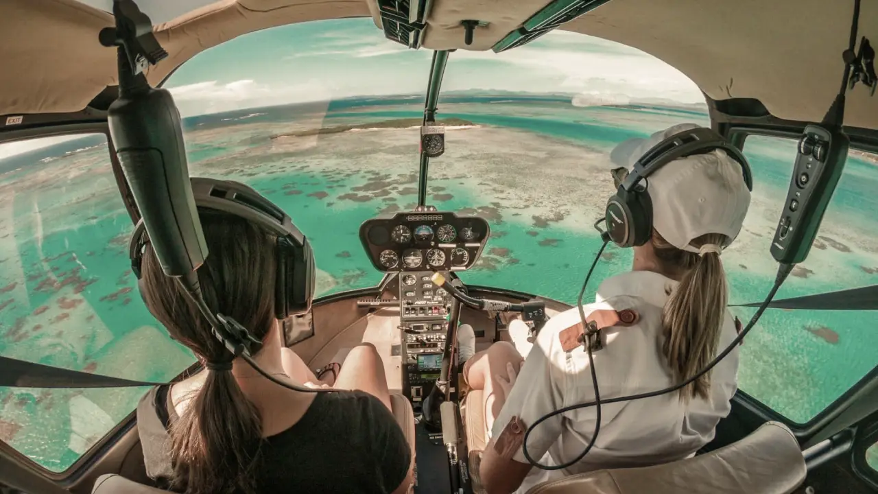 Miavana, na ilha de Nosy Ankao, Madagascar, só é acessível por helicóptero. Conheça o resort de 14 vilas com projeto de reintrodução de lêmures e um museu de curiosidades com ovo de ave-elefante extinta.