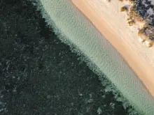 Ver mais: Vista aérea de Ningaloo Reef.