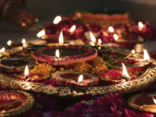 Ver mais: Diyas: lamparinas do Diwalo.