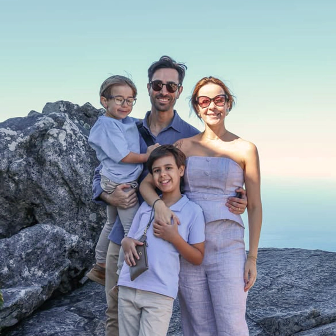 Samuel em viagem para a África do Sul com a família