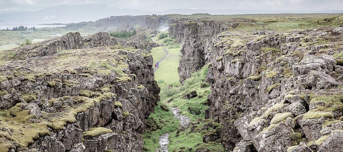 islandia-verao-trilha