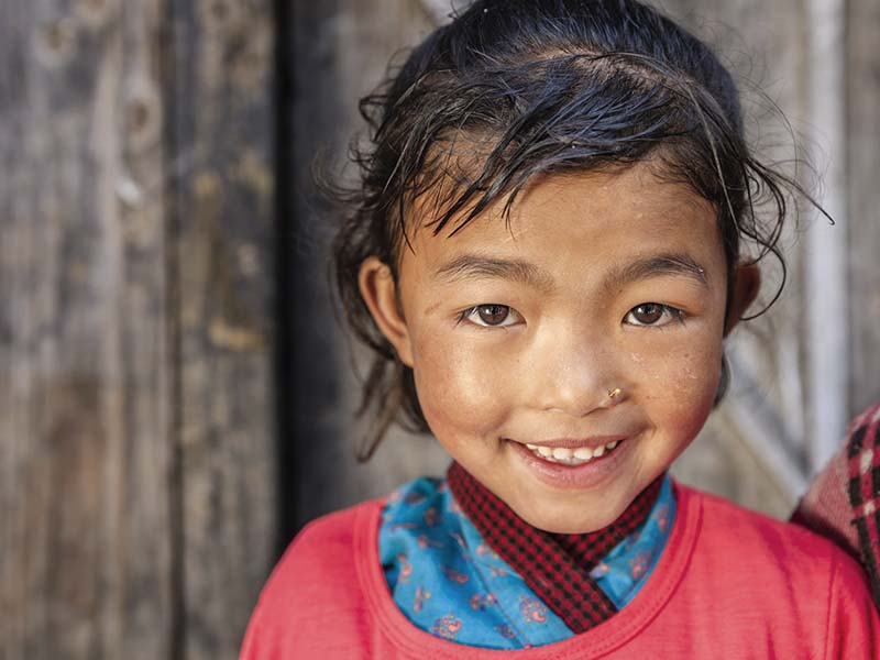 crianca-nepal-sorriso
