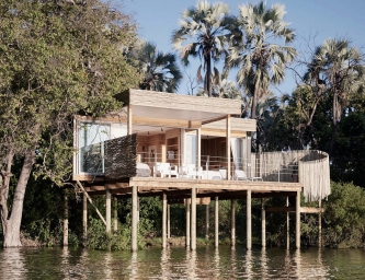 river-lodge-island-treehouse-suites
